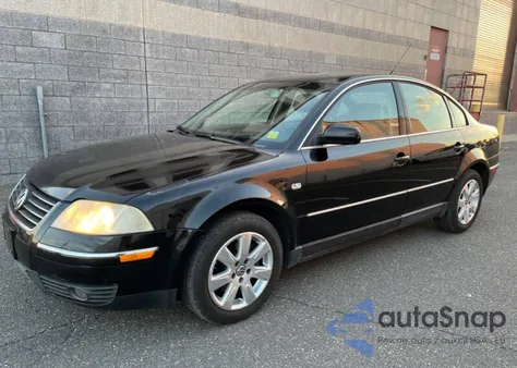 2003 Volkswagen Passat Gls z USA, uszkodzony, nr VIN WVWPD63B03P253883